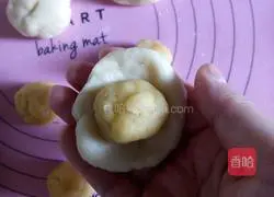 Illustration of how to make puff pastry mooncakes 7