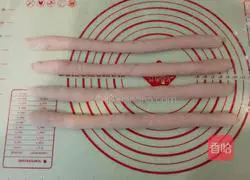 Illustration of how to make coconut bread 6