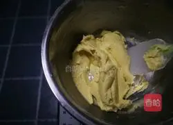 Illustration of how to make crispy pineapple buns 9