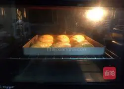 Illustration of how to make carrot bread 18