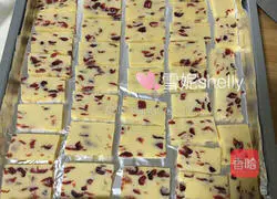 Illustration of how to make cranberry cookies 7