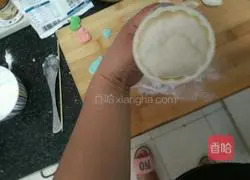 Illustration of how to make colorful snowskin mooncakes 7