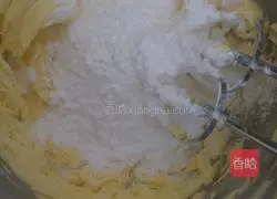 Milk flavor Illustration of how to make walnut biscuits 3