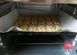 Illustration of how to make bear milk biscuits 12