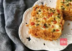 Illustration of how to make chives and meat floss bread 8