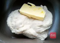 Illustration of how to make kiwi jam bread 4