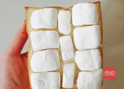 How to make marshmallow toast 1