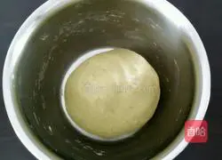 Illustration of how to make Matcha red date hard Leba bread 6