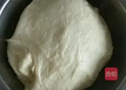 Illustration of how to make meat floss rolls 1