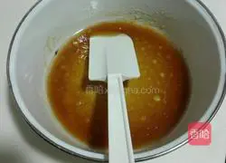 Lotus Paste and Egg Yolk Mooncake Recipe Illustration 3