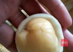 Illustration of how to make taro mooncakes 3