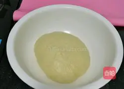 Illustration of how to make rose buns 9