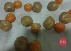 Illustration of how to make lotus paste and egg yolk mooncakes 7
