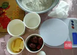 Illustration of how to make red date biscuits 1