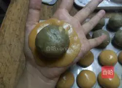 Cantonese-style mooncake recipe illustration 5