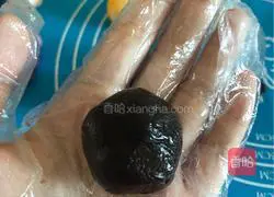 Cantonese style Illustration of how to make moon cakes 11