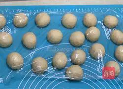 Illustration of how to make sweet potato meal buns 8