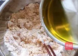 Illustration of how to make bean paste mooncakes 5