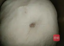 Illustration of how to make two-color toast 3