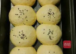 Illustration of how to make soft buns 12