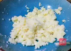 Coconut heart-shaped bread recipe 4