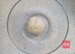 Illustration of how to make fresh meat mooncakes 4