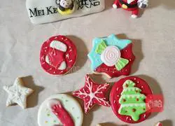 Illustration of how to make Christmas frosted cookies 9