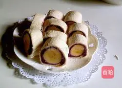 Illustration of how to make banana and purple potato rolls (toast version) 8