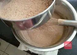 Chocolate Cake Recipe Illustration 8