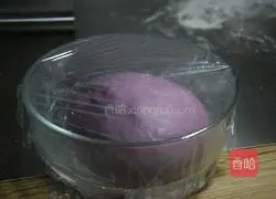 Illustration of how to make purple sweet potato bread 7