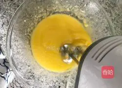 Illustration of making Margarita handmade biscuits 2