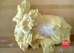 Milk Pumpkin Toast Recipe Illustration 4