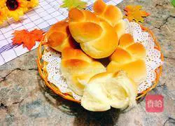 Illustration of how to make braided milk bread 11