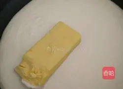 Illustration of how to make custard mooncakes 3