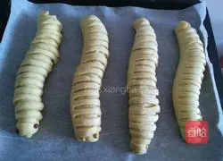 Caterpillar bread recipe 10