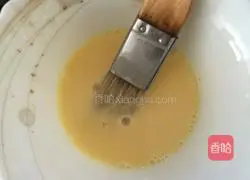 Illustration of how to make five-nut mooncakes 14