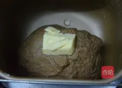 Illustration of how to make chocolate toast 4