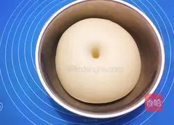 Illustration of how to make money buns 7