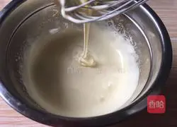 Illustration of how to make desktop macaron sponge ball cake 2