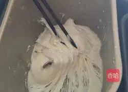 Illustration of how to make chive cheese toast 2