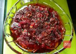 Illustration of how to make rose stuffed mooncakes 1