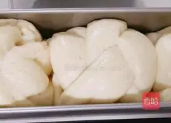 Illustration of how to make hand-knitted toast 17