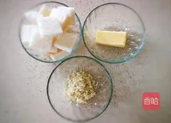 Illustration of how to make garlic toast cubes 3