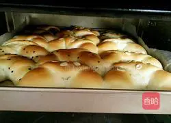 Illustration of how to make croissants (one-time fermentation) 12