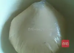 Illustration of how to make five-nut mooncakes 1