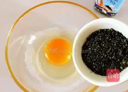 Illustration of how to make golden crispy toast sticks 2