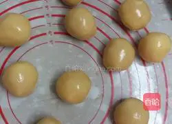 Cantonese-style mooncake recipe 3