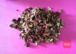 Illustration of making brown sugar date biscuits 7