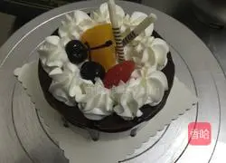 Chocolate Birthday Cake Illustration of how to do it 6