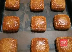 Cantonese-style mooncake recipe illustration 7